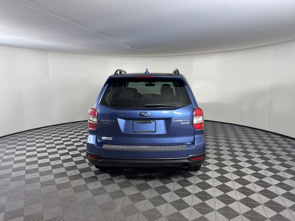 Used 2016 Subaru Forester 2.5i Limited AWD/4WD image 4