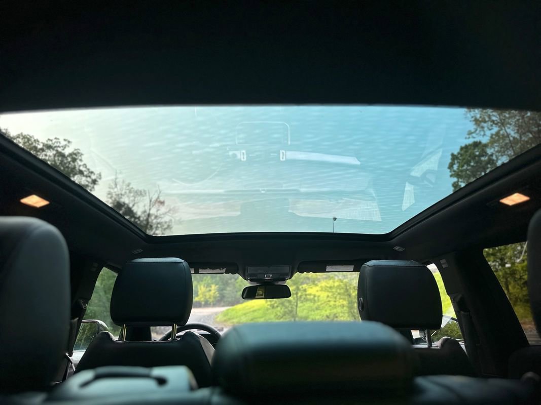 Used 2017 Land Rover Range Rover Evoque SE image 22