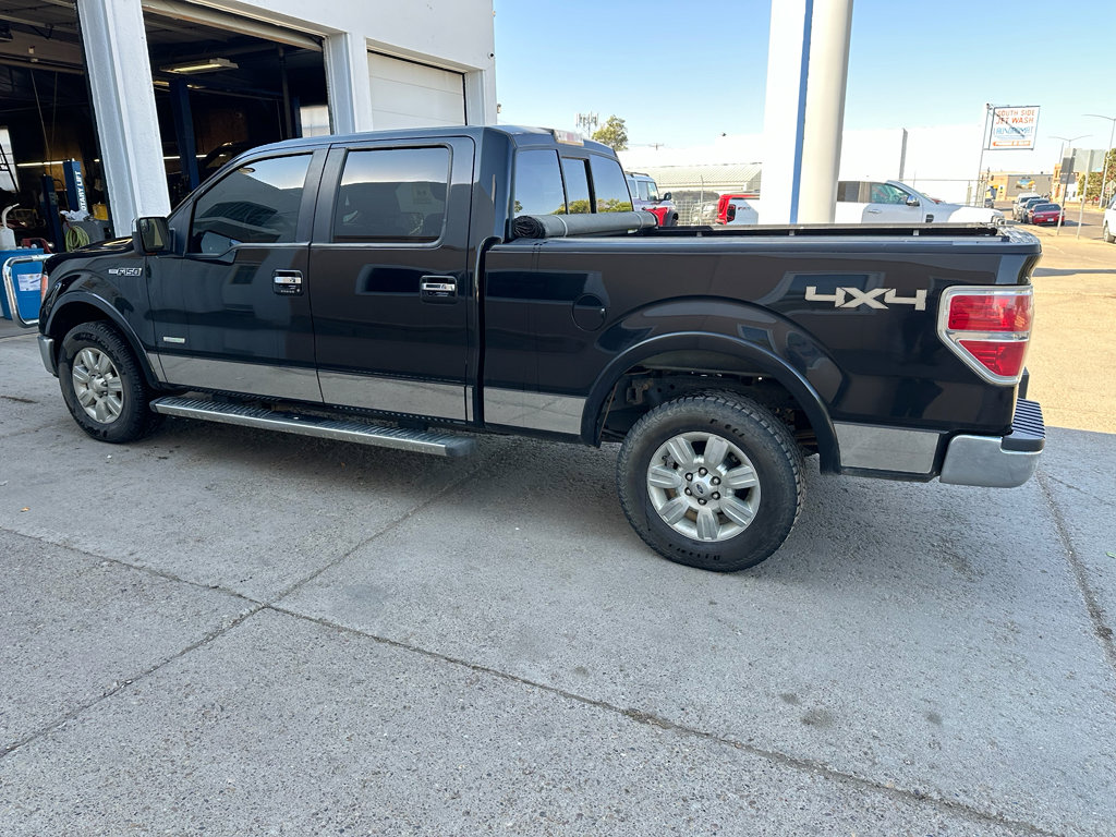 Used 2011 Ford F150 Lariat w/ Lariat Chrome Pkg image 2