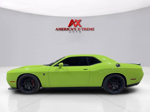 Used 2015 Dodge Challenger SRT Hellcat image 3