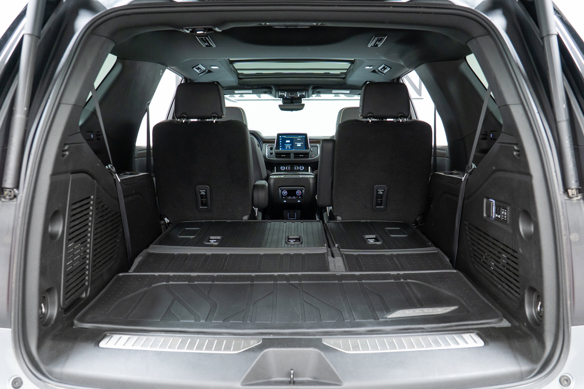 Used 2023 Chevrolet Tahoe Premier w/ Premium Package 2 image 10