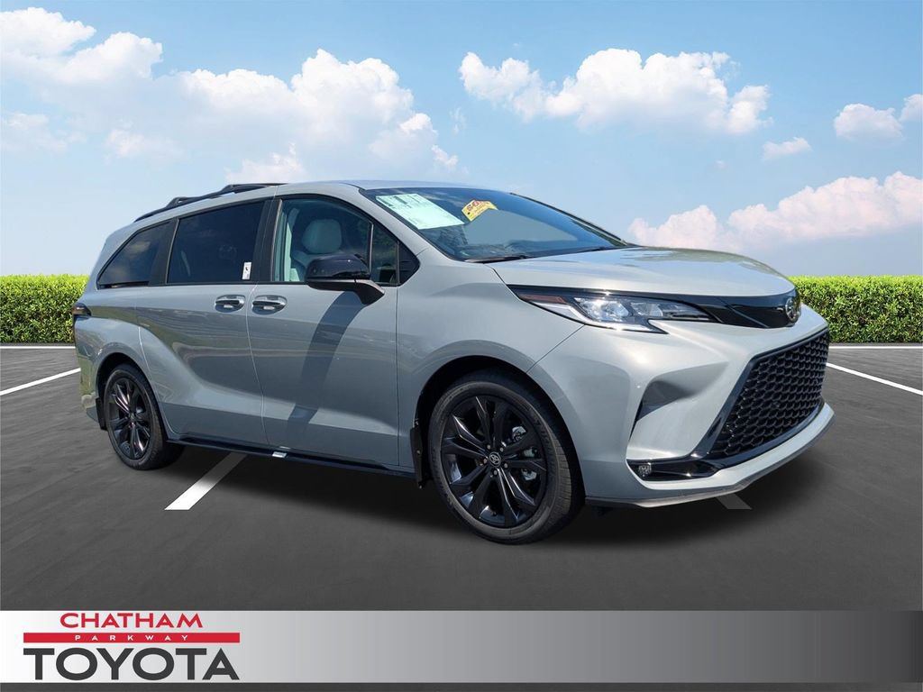 New 2026 Toyota Sienna XSE