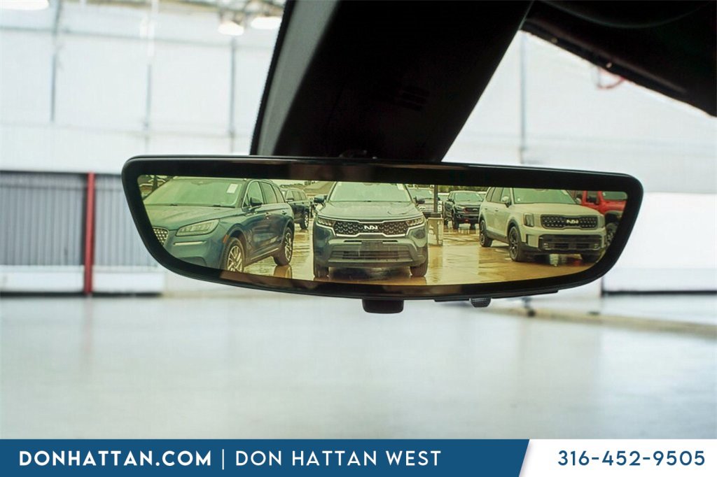 Used 2023 Chevrolet Traverse RS w/ LPO, Floor Liner Package image 10