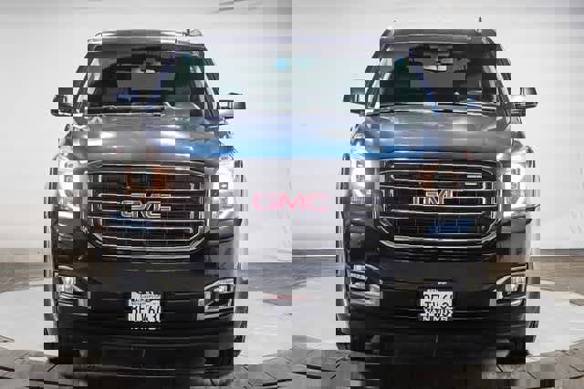 Used 2018 GMC Yukon SLE image 2