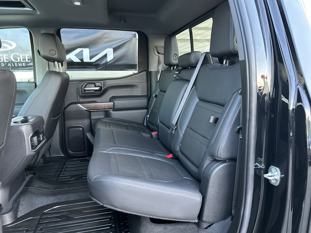 Used 2021 GMC Sierra 1500 Denali w/ Denali Ultimate Package AWD/4WD image 14