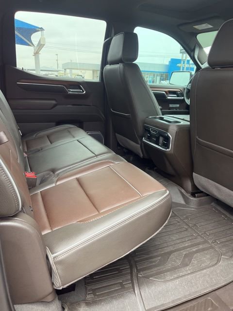 Used 2023 GMC Sierra 1500 Denali w/ Denali Reserve Package image 9