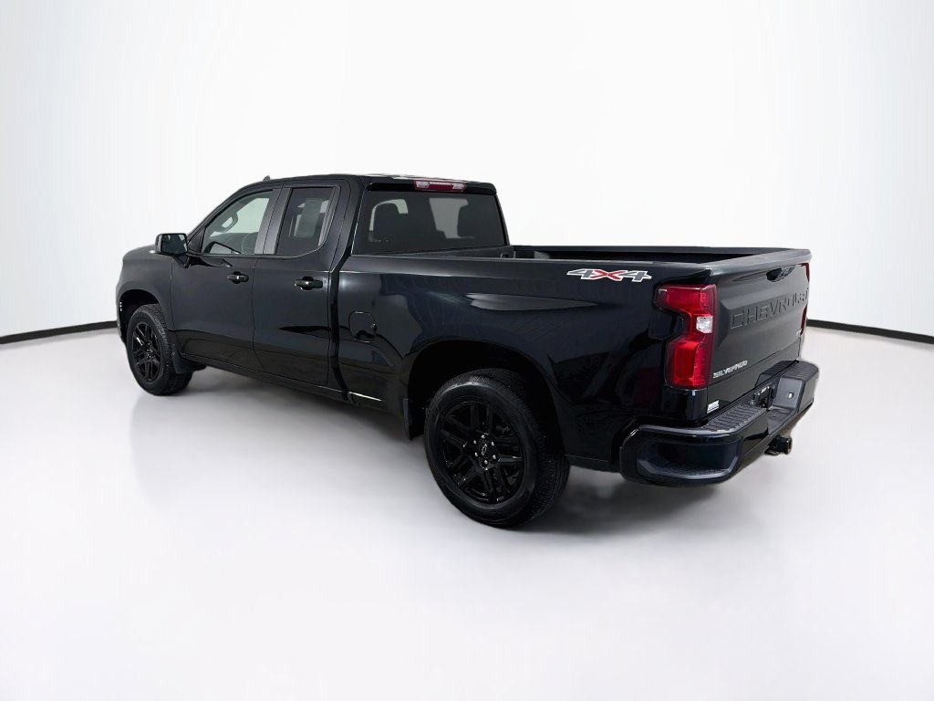 Used 2025 Chevrolet Silverado 1500 RST AWD/4WD image 7