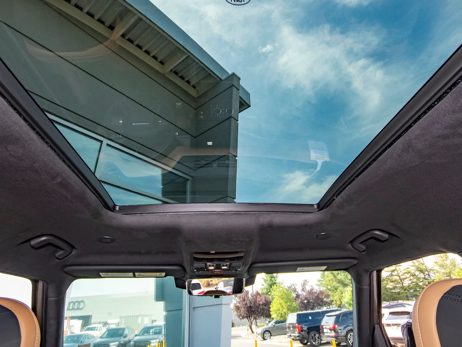 New 2026 Land Rover Defender 110 X AWD/4WD image 51