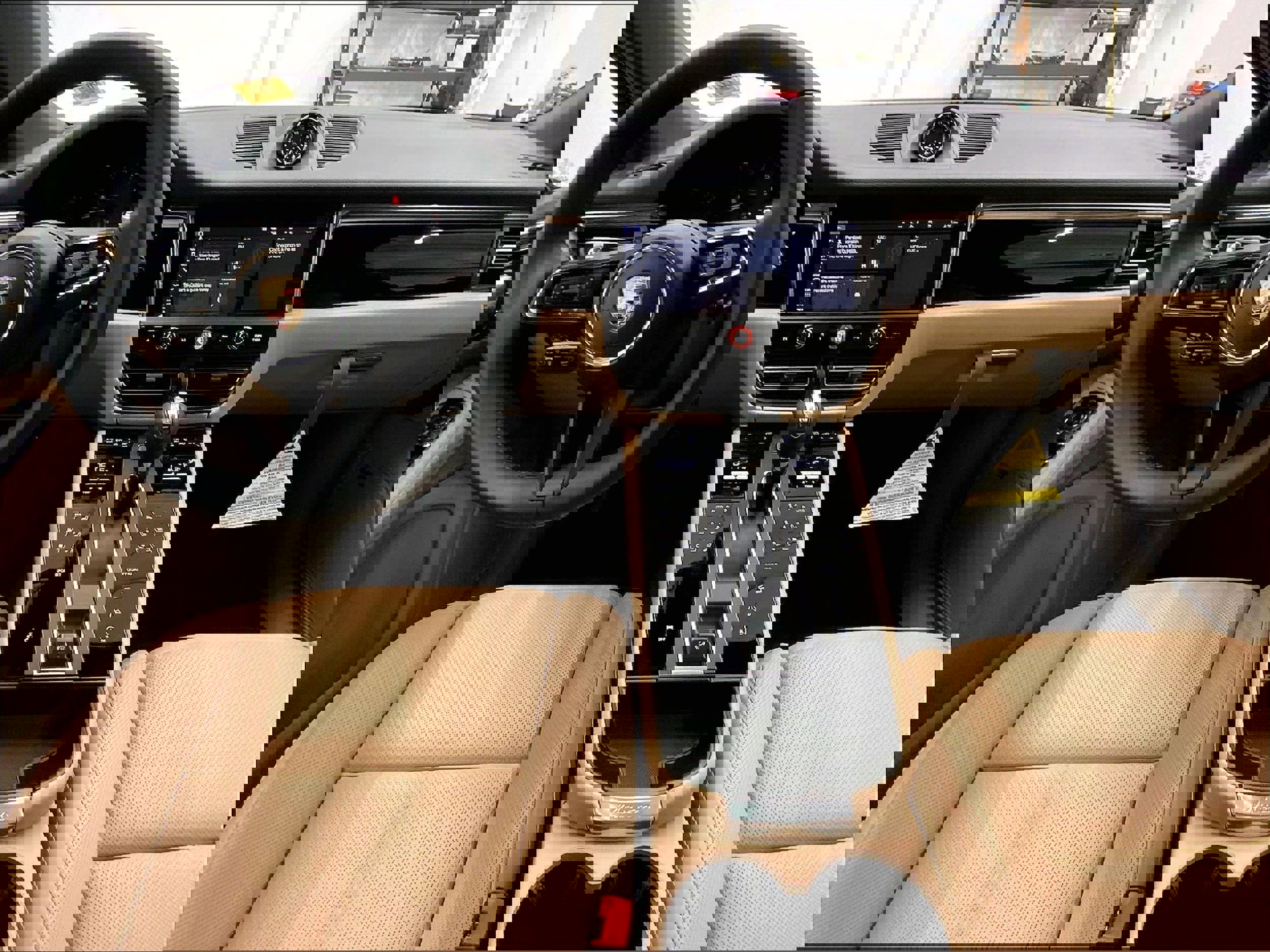 New 2026 Porsche Macan AWD/4WD image 9