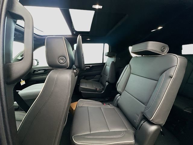New 2026 Chevrolet Suburban Premier image 29