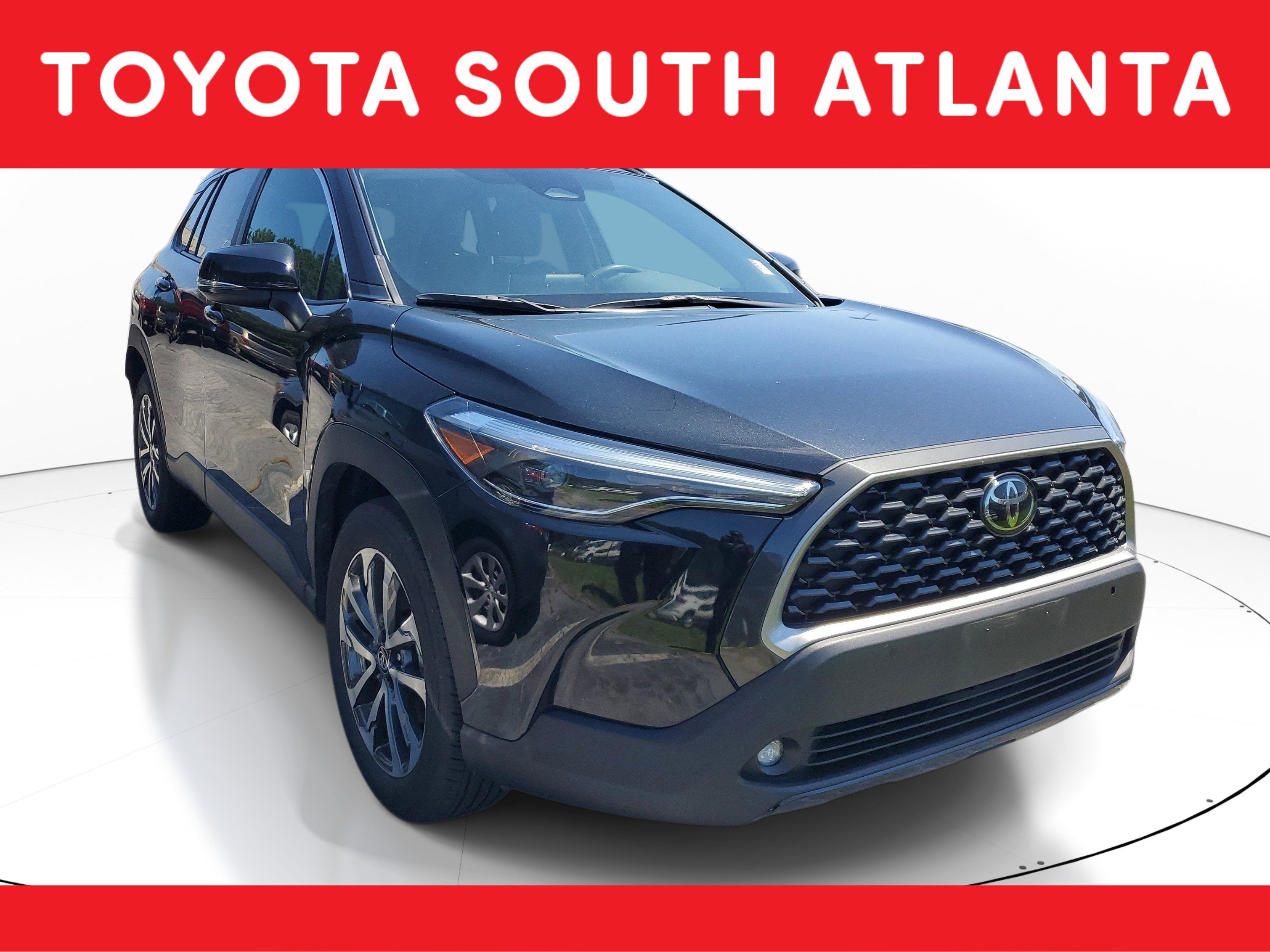 Used 2023 Toyota Corolla Cross XLE