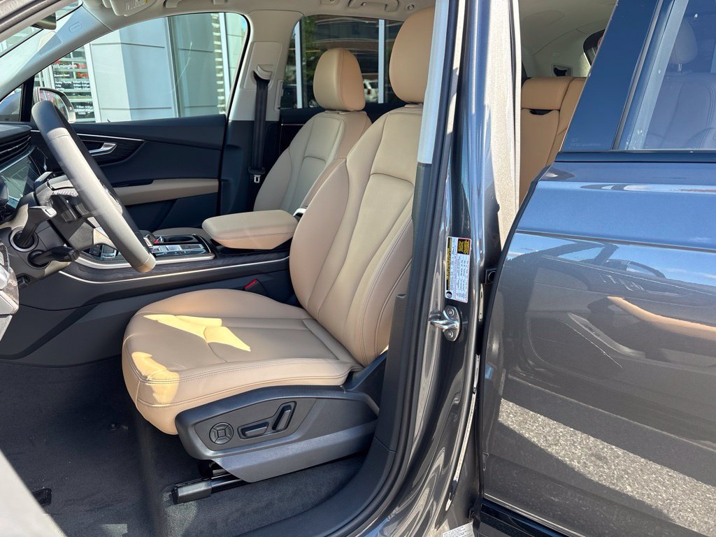 New 2026 Audi Q7 2.0T Premium AWD/4WD image 9