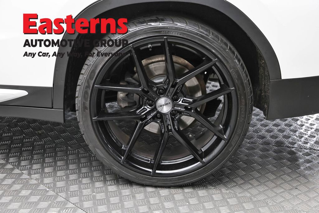 Used 2023 BMW X4 xDrive30i w/ Premium Package AWD/4WD image 8