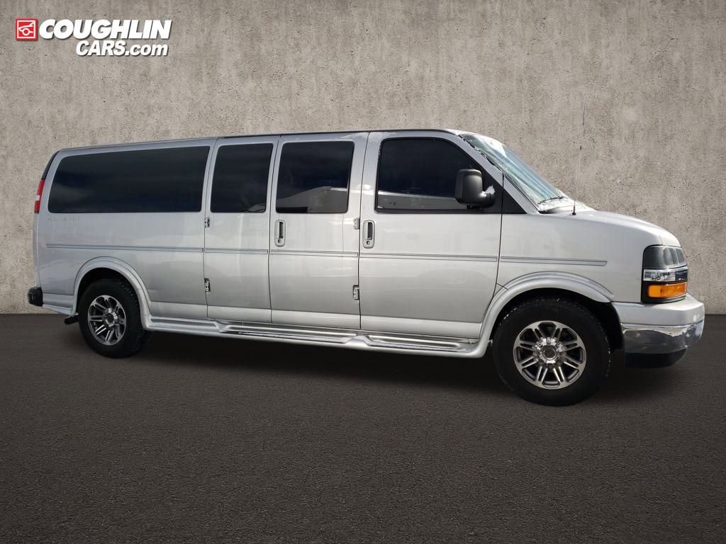 Used 2023 Chevrolet Express 2500 Extended image 7
