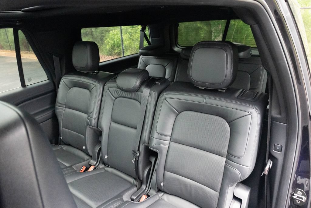 Used 2022 Lincoln Navigator L Reserve RWD image 23