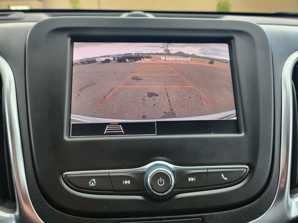 Used 2024 Chevrolet Equinox LT image 18