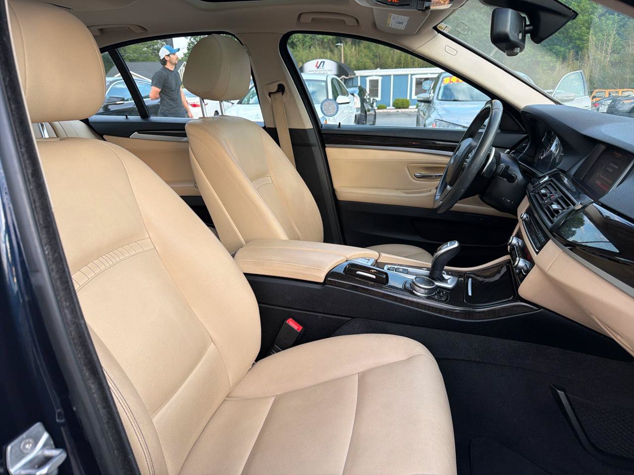 Used 2016 BMW 528i Sedan RWD image 23