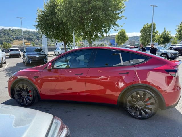 Used 2022 Tesla Model Y Performance AWD/4WD image 6