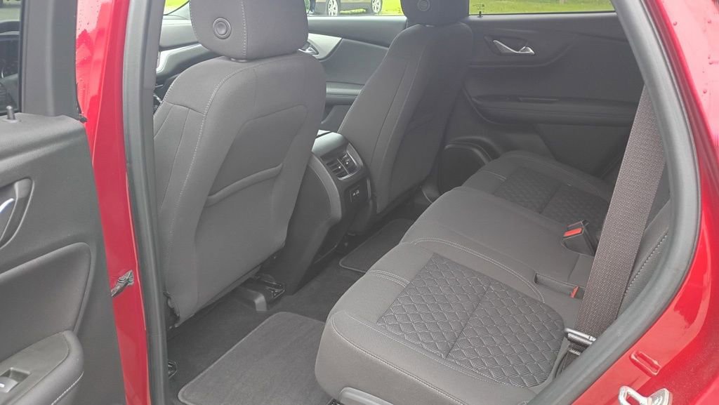 Used 2021 Chevrolet Blazer LT AWD/4WD image 16
