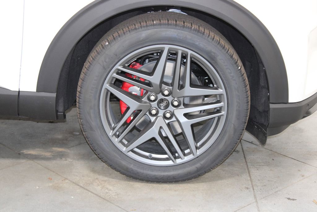 New 2026 Ford Explorer ST image 11