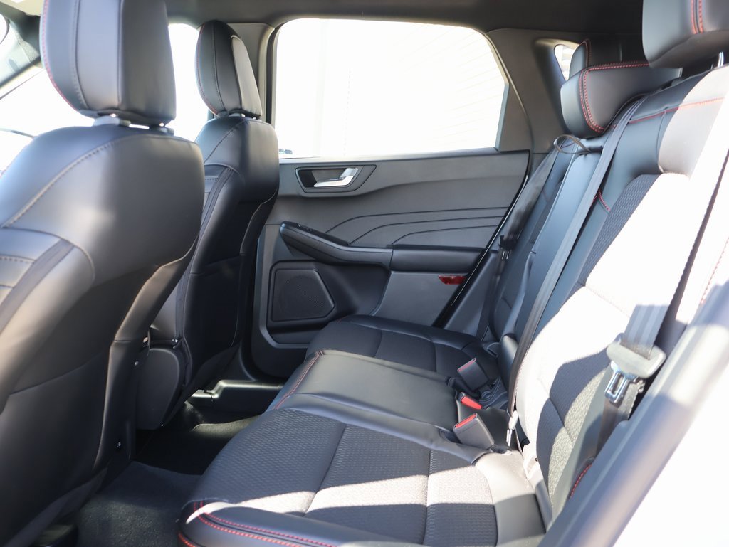 New 2026 Ford Escape ST-Line w/ Tech Pack #1 image 17