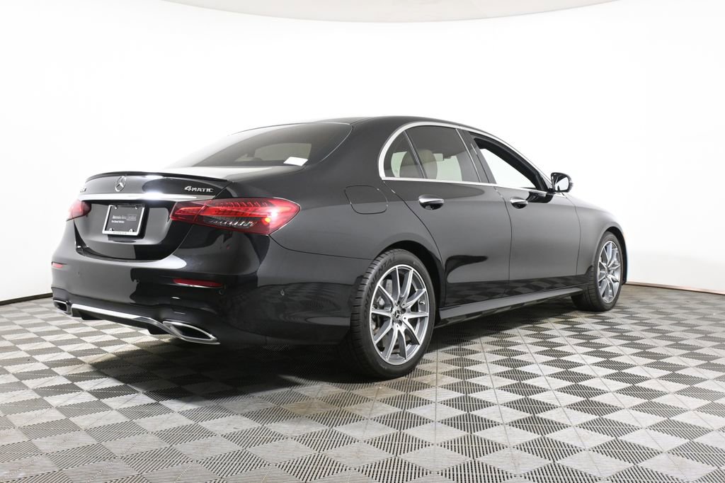 Used 2023 Mercedes-Benz E 450 4MATIC Sedan image 7