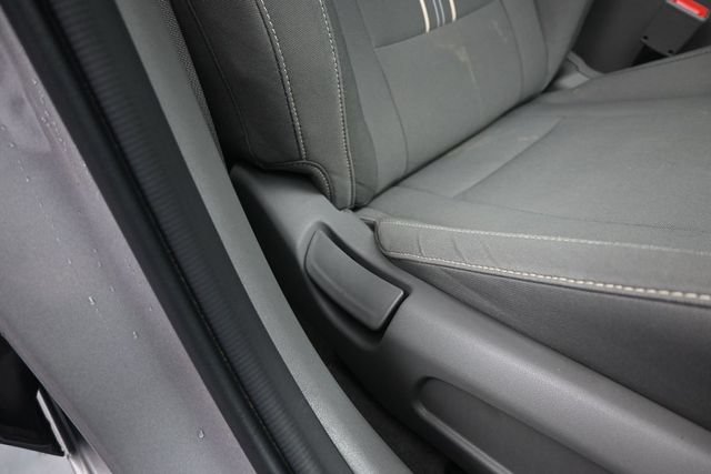 Used 2024 Hyundai Elantra SEL FWD image 36