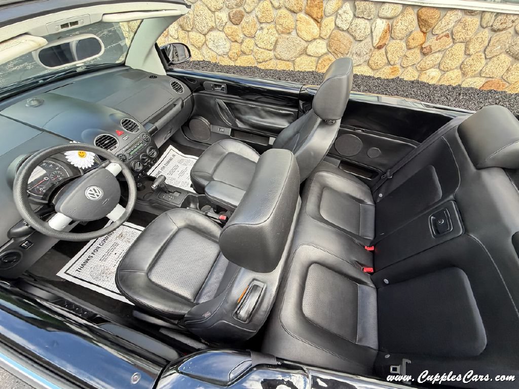 Used 2008 Volkswagen Beetle S FWD image 33