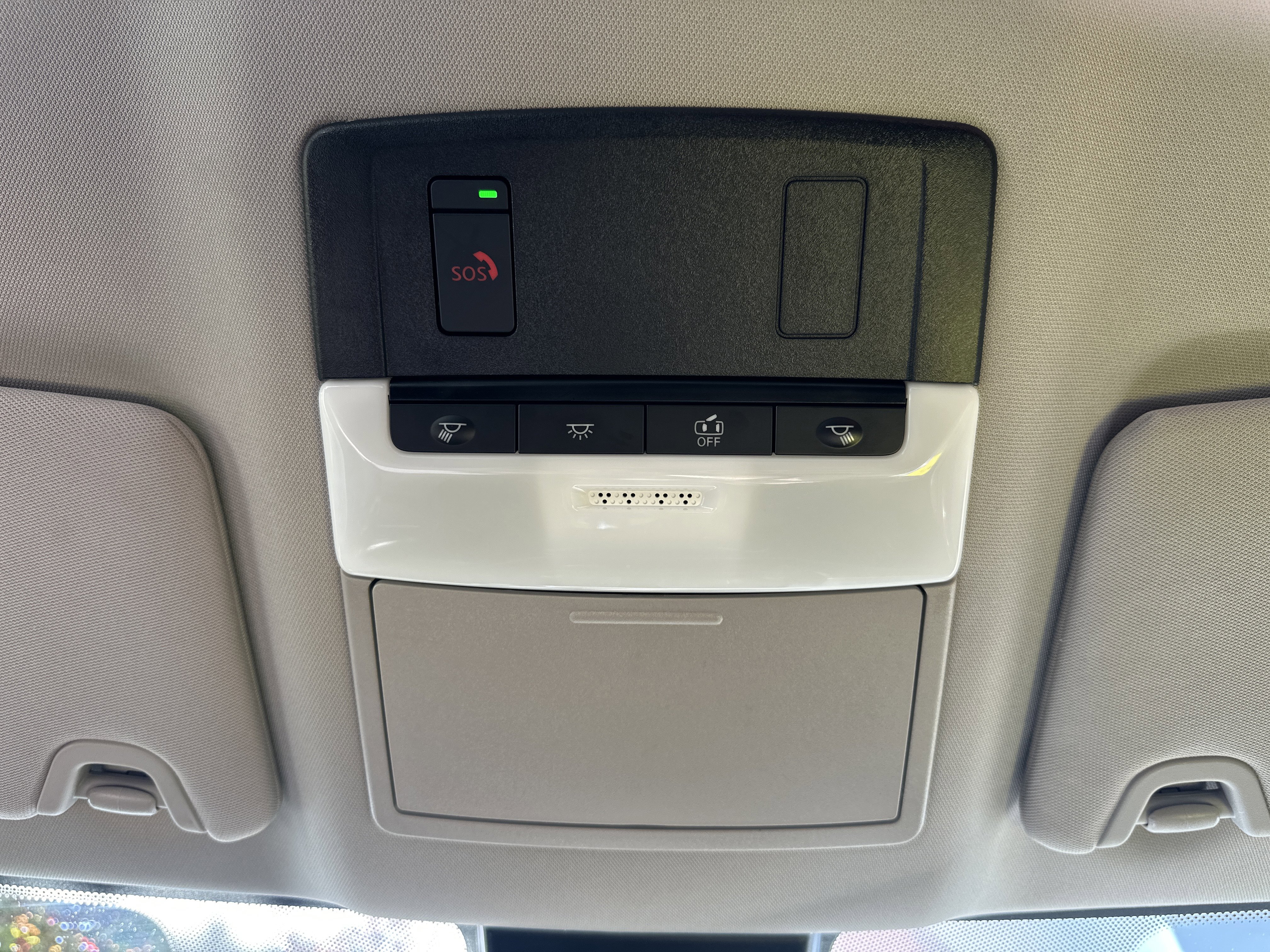 Used 2025 Nissan Altima 2.5 SV FWD image 35