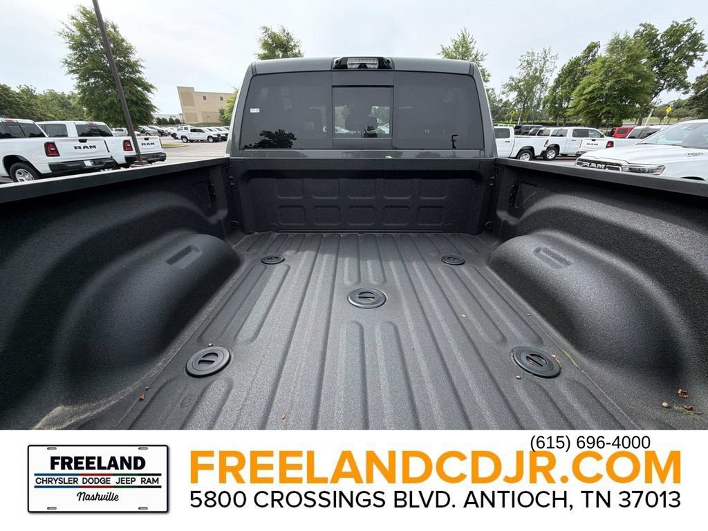 New 2026 RAM 2500 Laramie AWD/4WD image 13