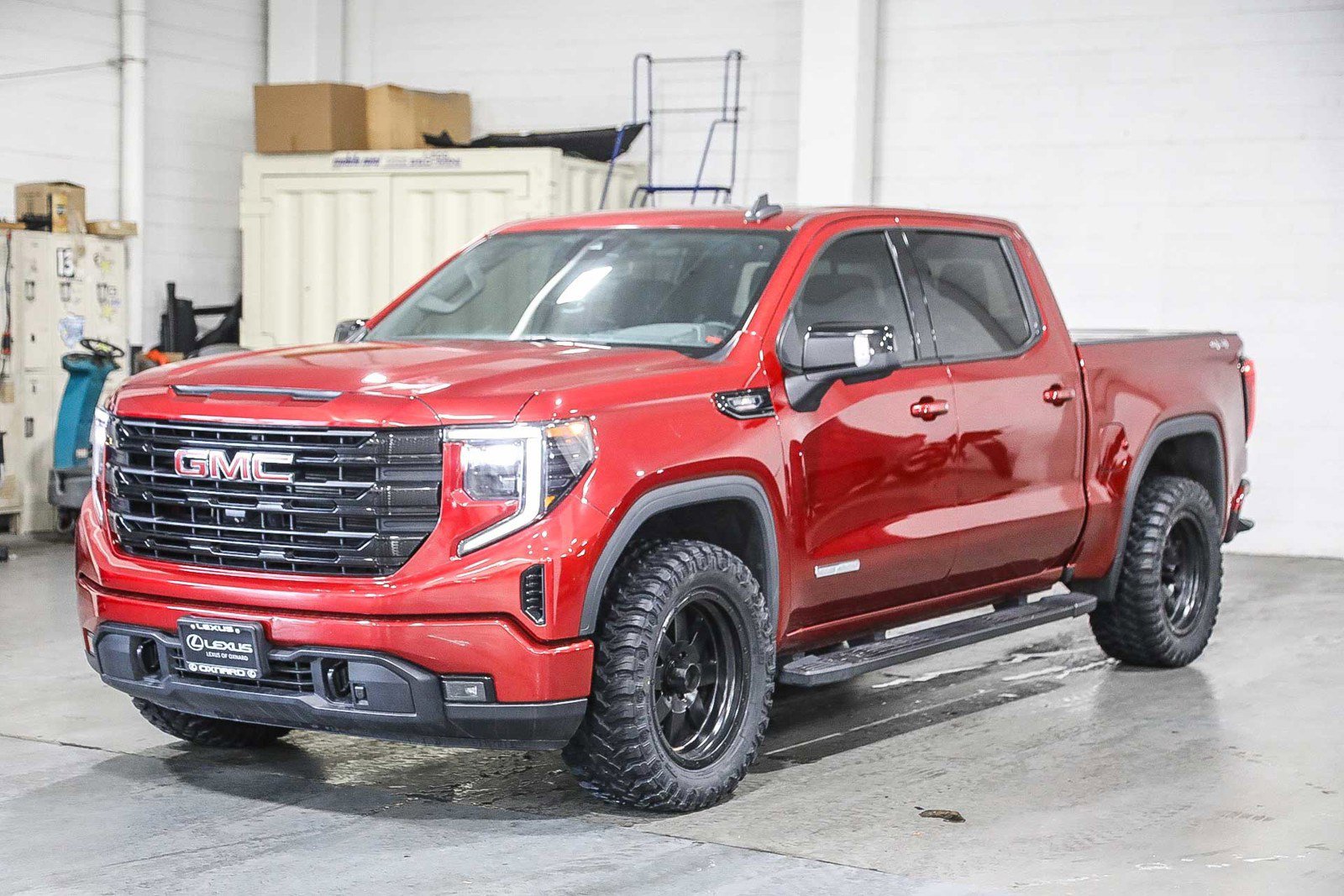 Used 2022 GMC Sierra 1500 Elevation w/ Elevation Premium Package image 3