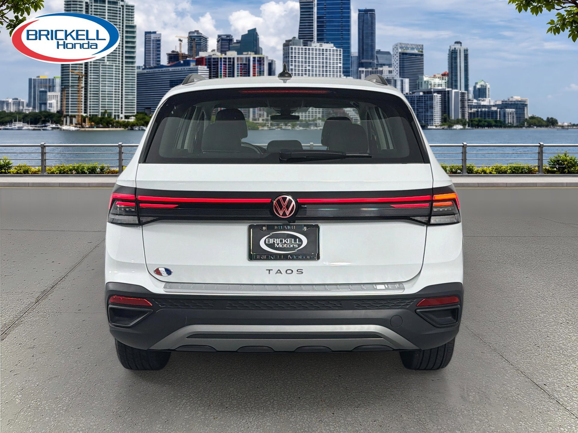 Used 2025 Volkswagen Taos S FWD image 5