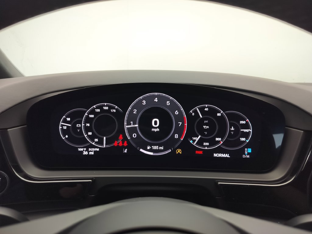 New 2026 Porsche Cayenne Coupe AWD/4WD image 12