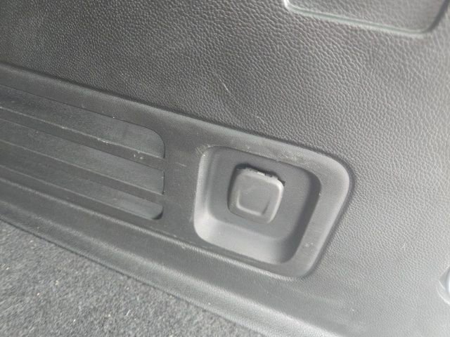 Used 2020 Chevrolet Traverse LT image 6