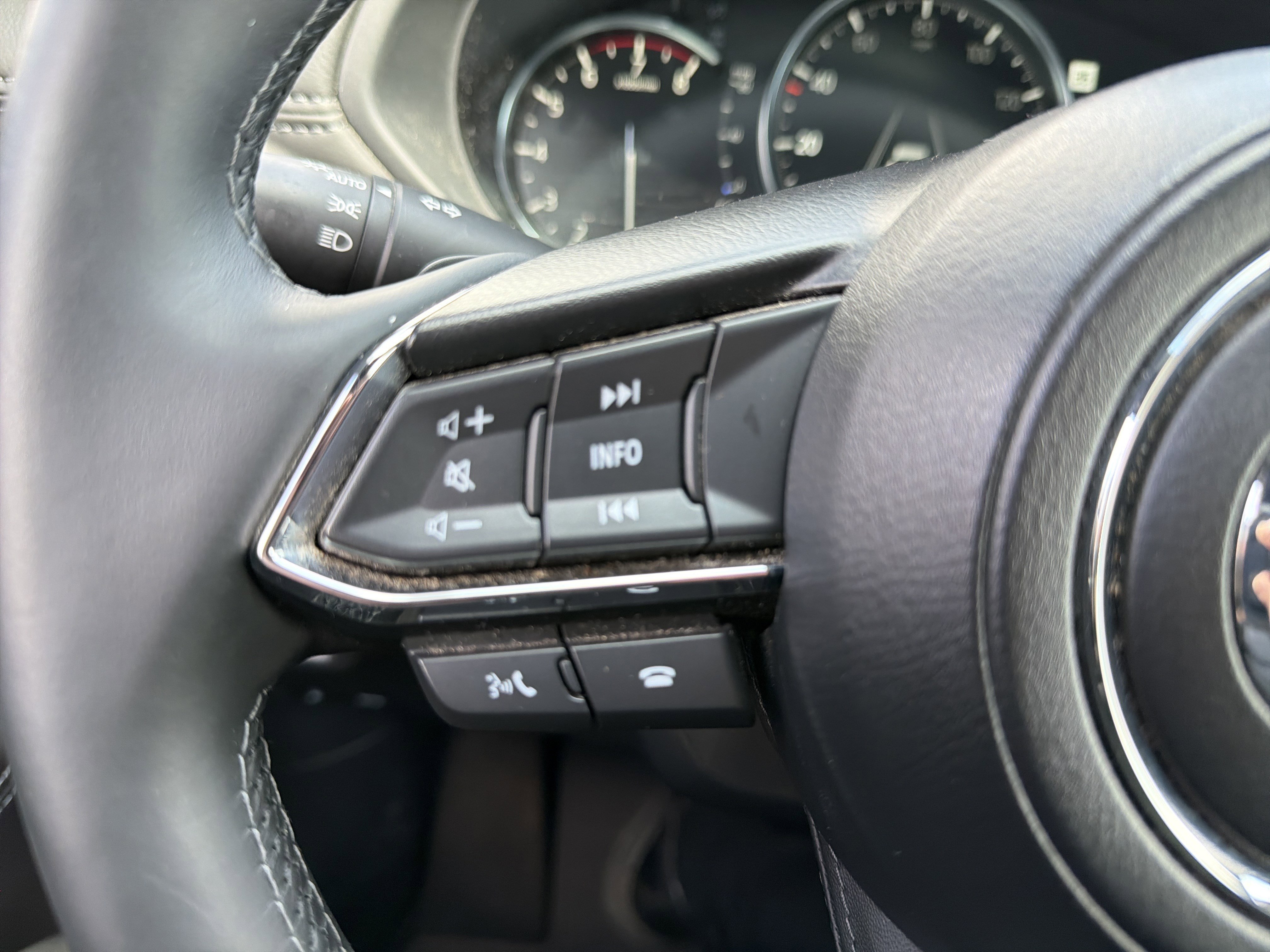 Certified 2025 MAZDA CX-5 Signature AWD/4WD image 32