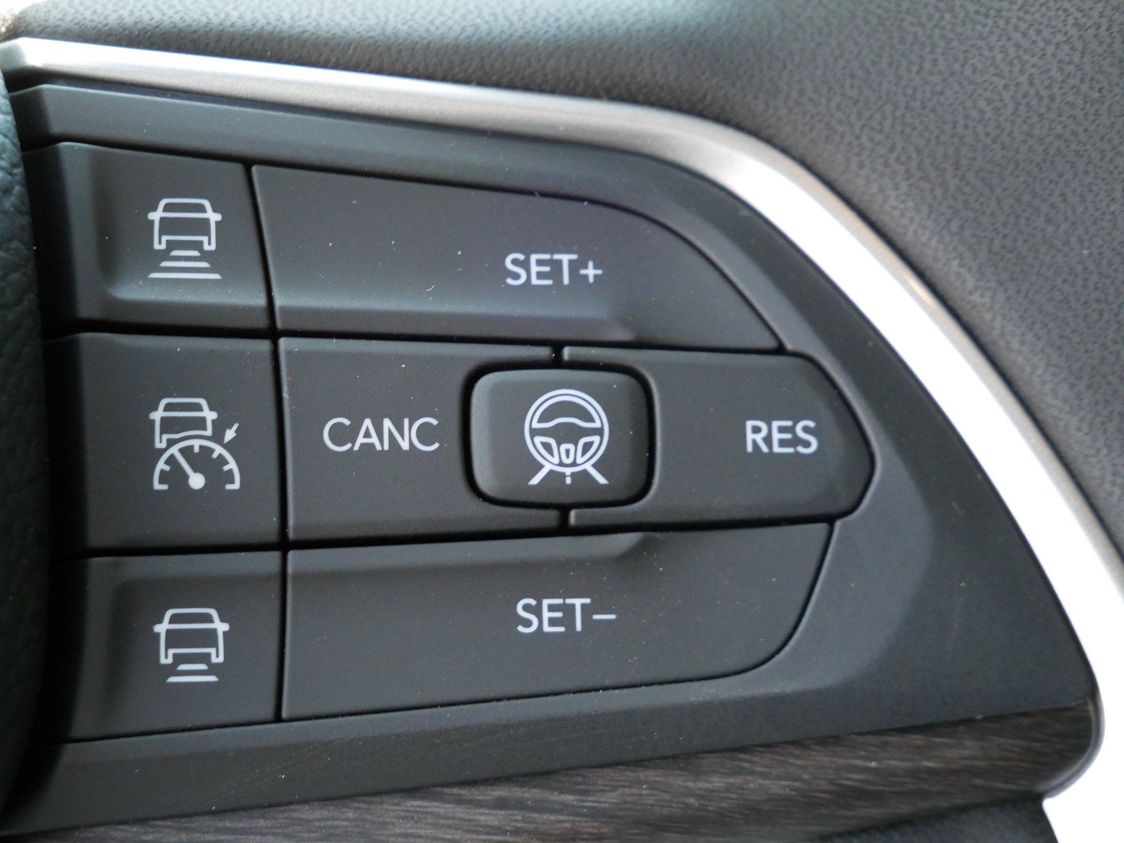 New 2026 Jeep Grand Cherokee Limited AWD/4WD image 16