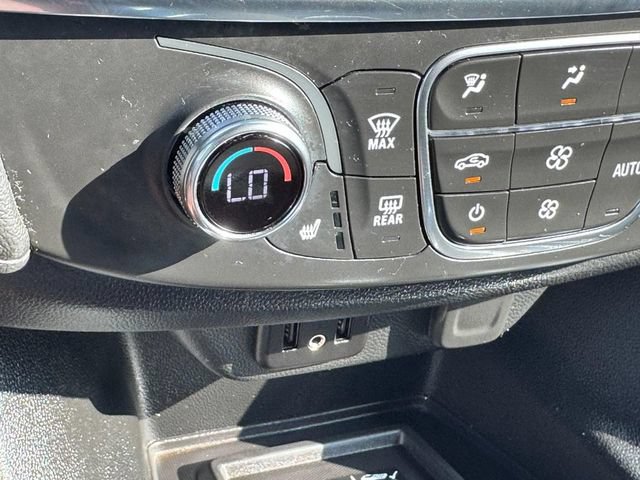 Used 2023 Chevrolet Traverse LT AWD/4WD image 29