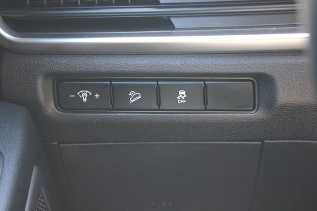 Used 2024 Kia Telluride S w/ S Sunroof Package image 19