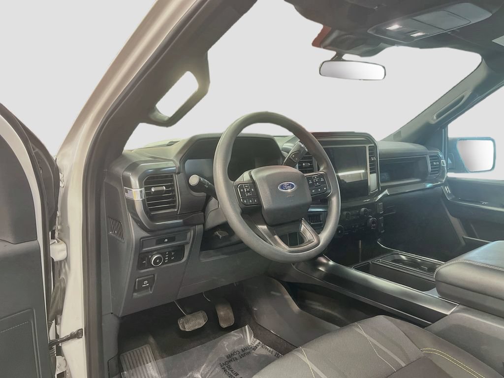 Used 2025 Ford F150 STX w/ Equipment Group 200A AWD/4WD image 9