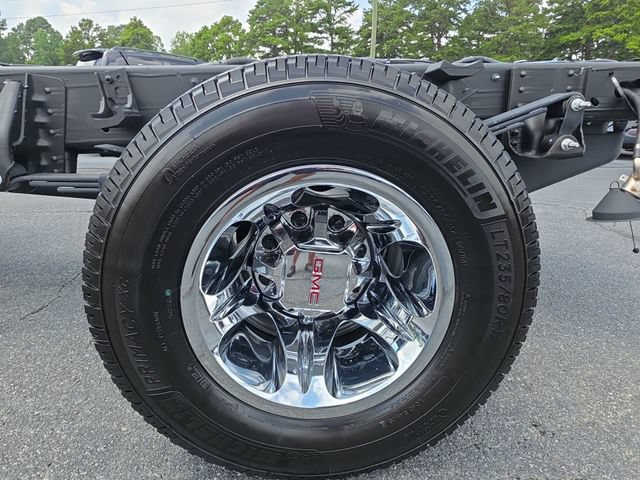 New 2026 GMC Sierra 3500 SLE RWD image 29