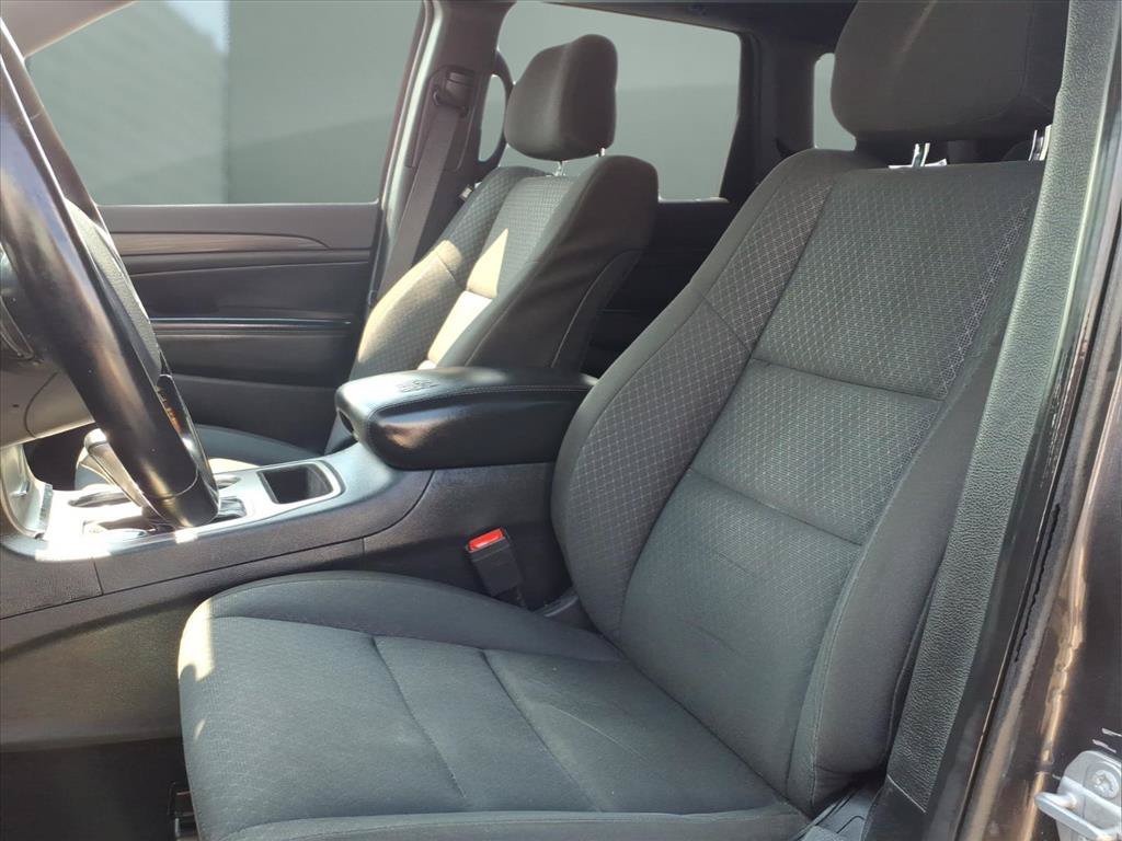Used 2021 Jeep Grand Cherokee Laredo RWD image 15