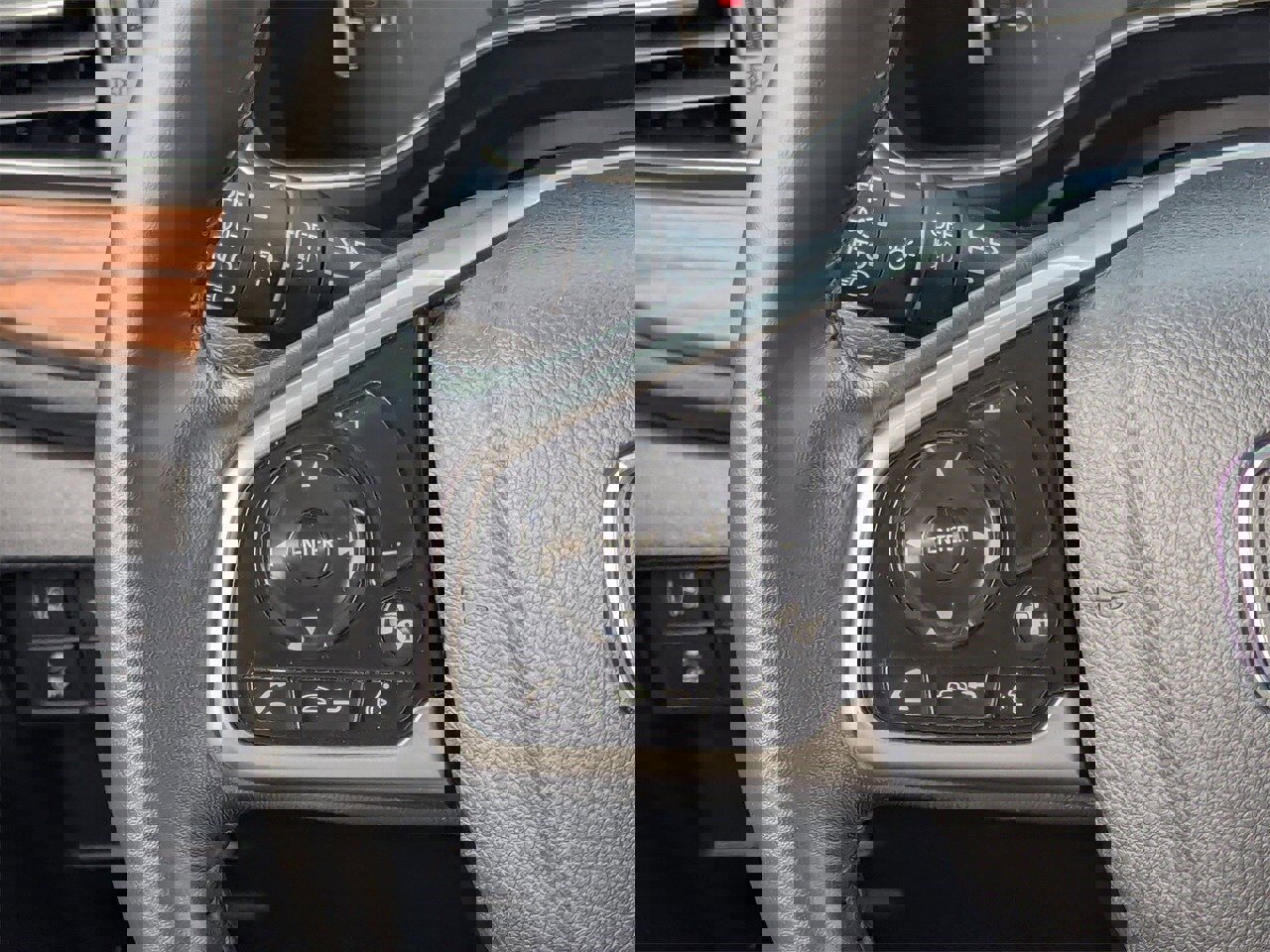 Used 2021 Honda CR-V Touring image 26