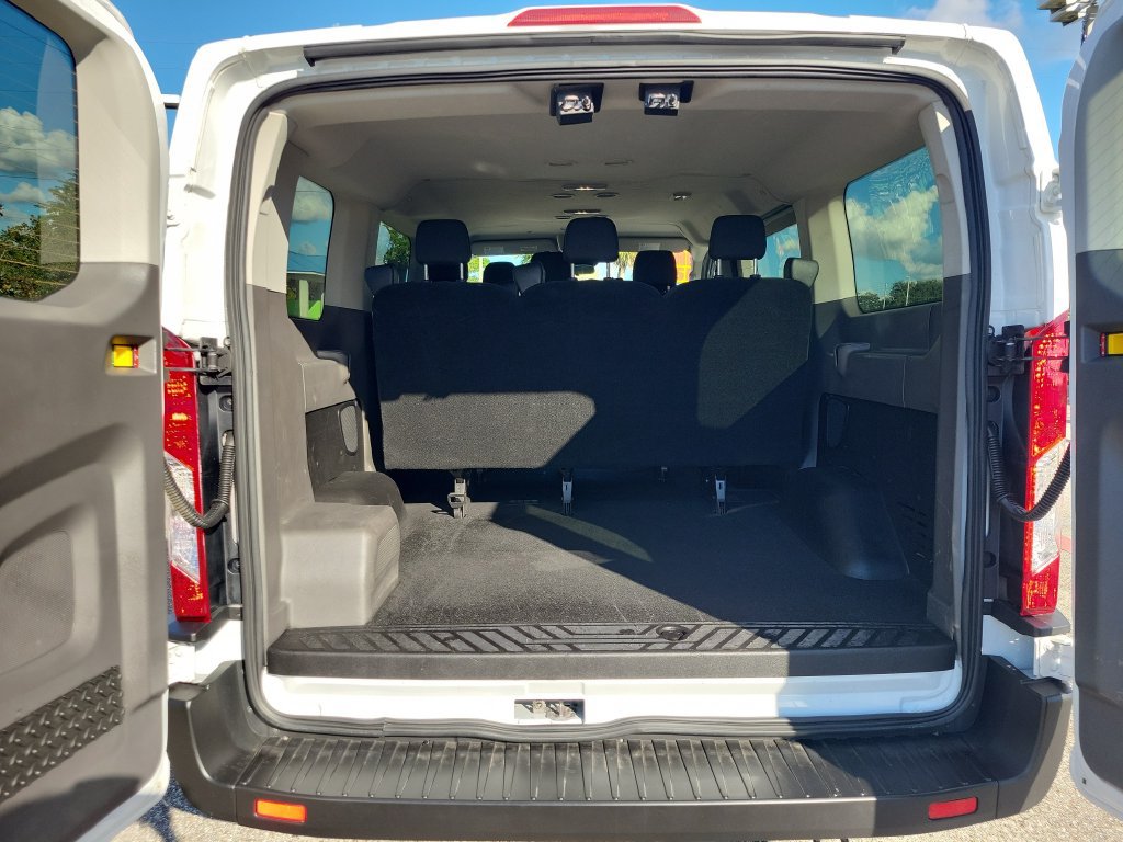 Used 2021 Ford Transit 150 XL RWD image 7
