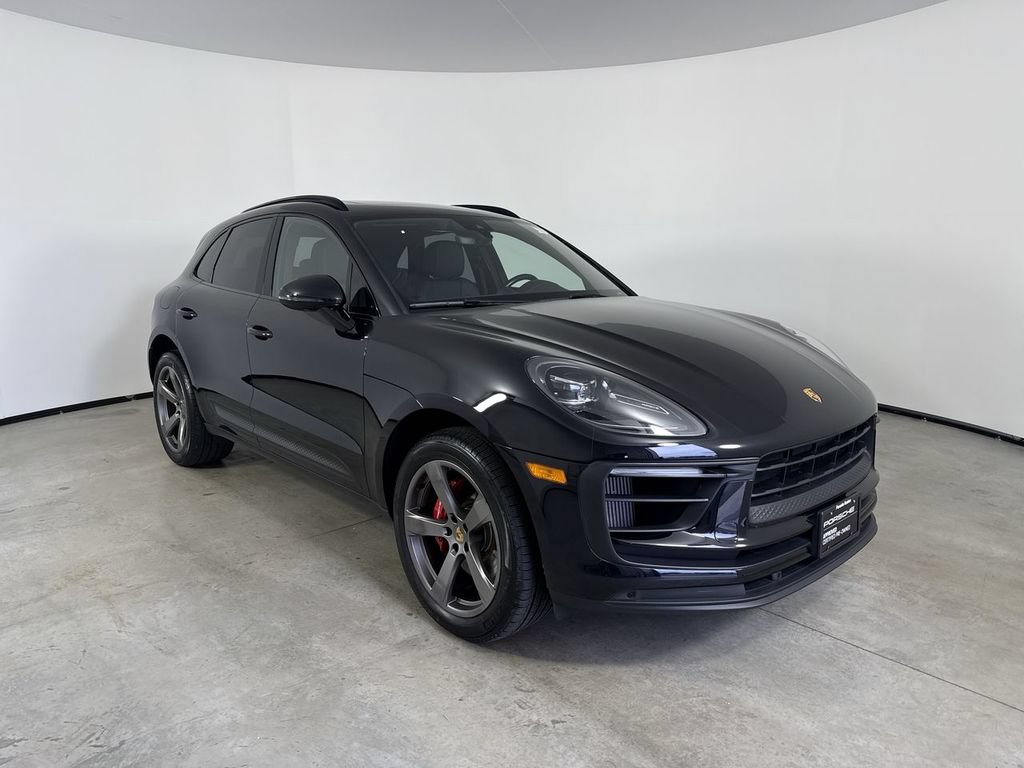 Certified 2022 Porsche Macan S AWD/4WD image 9