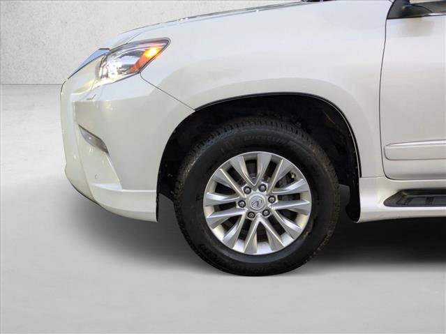 Used 2016 Lexus GX 460 image 24