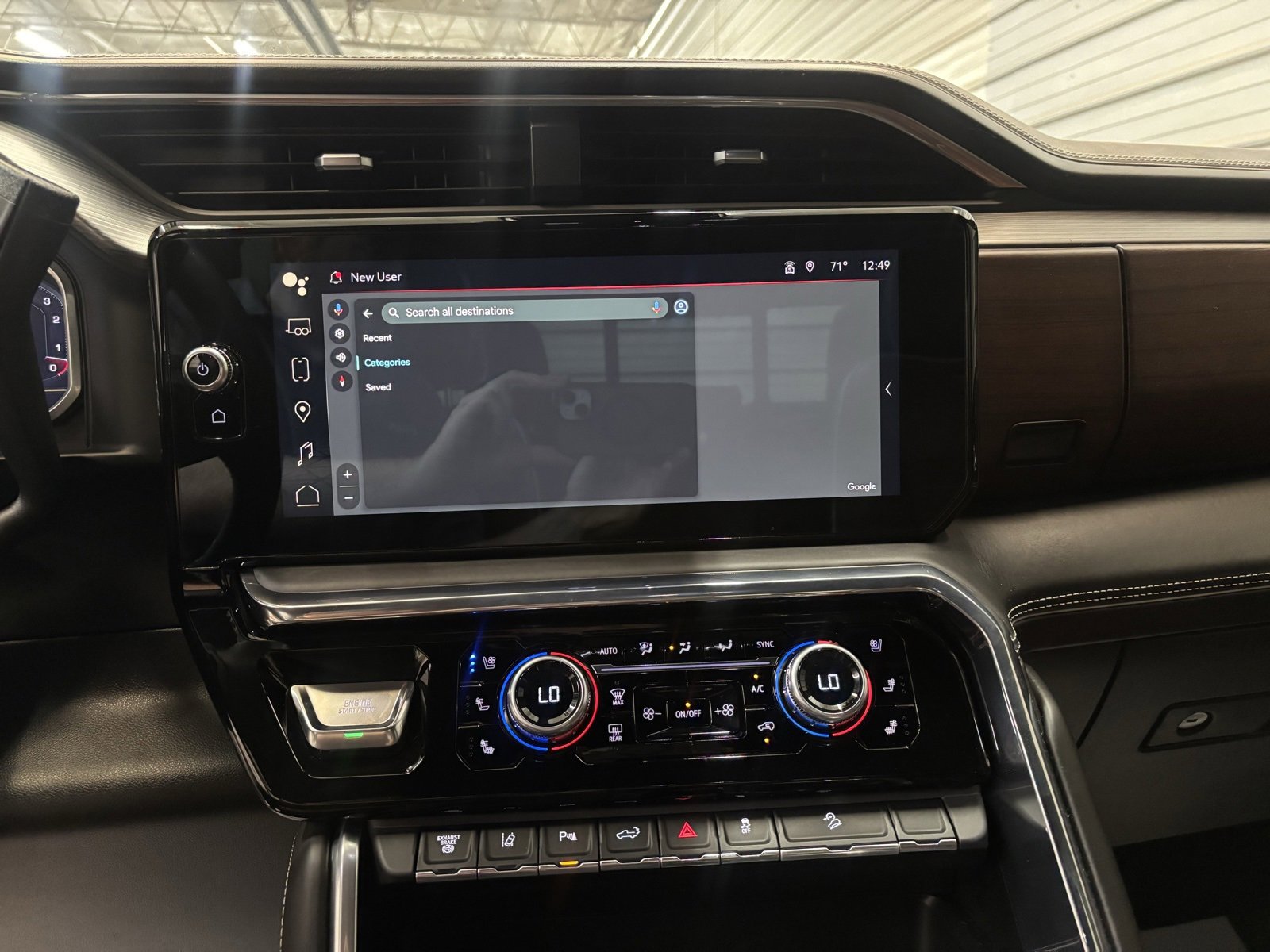 Used 2024 GMC Sierra 3500 Denali Ultimate image 18