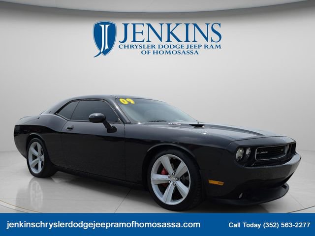 Used 2009 Dodge Challenger SRT8 w/ SRT Option Group II RWD image 2