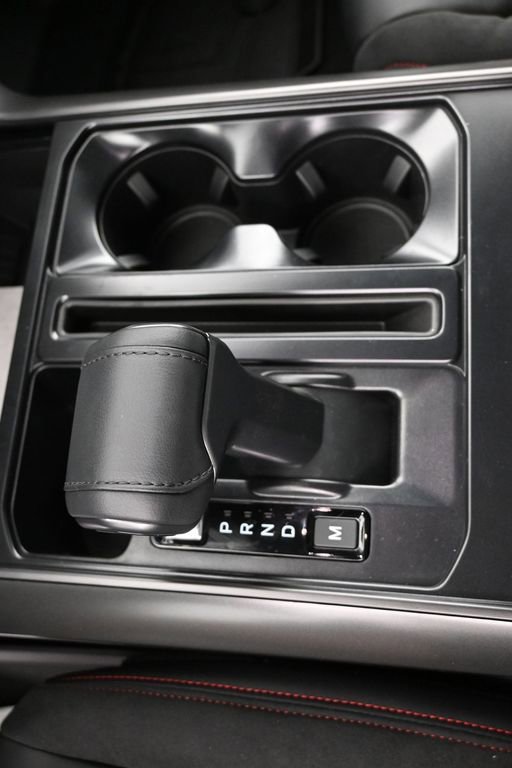 New 2025 Ford F150 Lariat w/ Equipment Group 502A High image 29