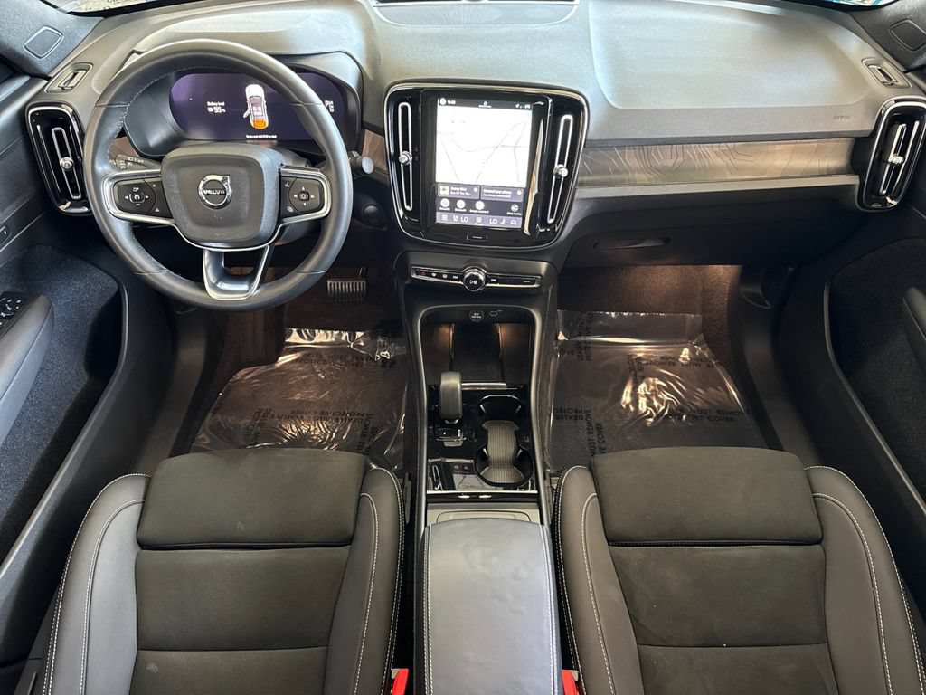 Certified 2023 Volvo C40 P8 Recharge Plus w/ Climate Package AWD/4WD image 12