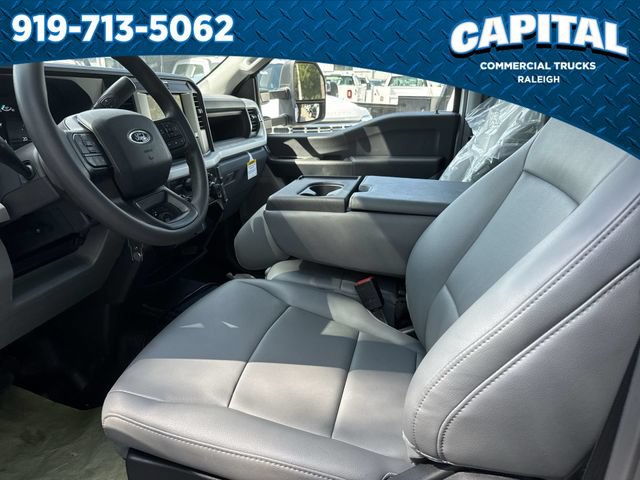 New 2026 Ford F550 4x4 Crew Cab image 21